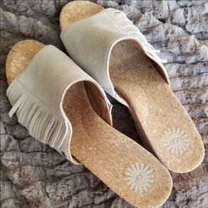 Taupe Ugg sandals size 8.5